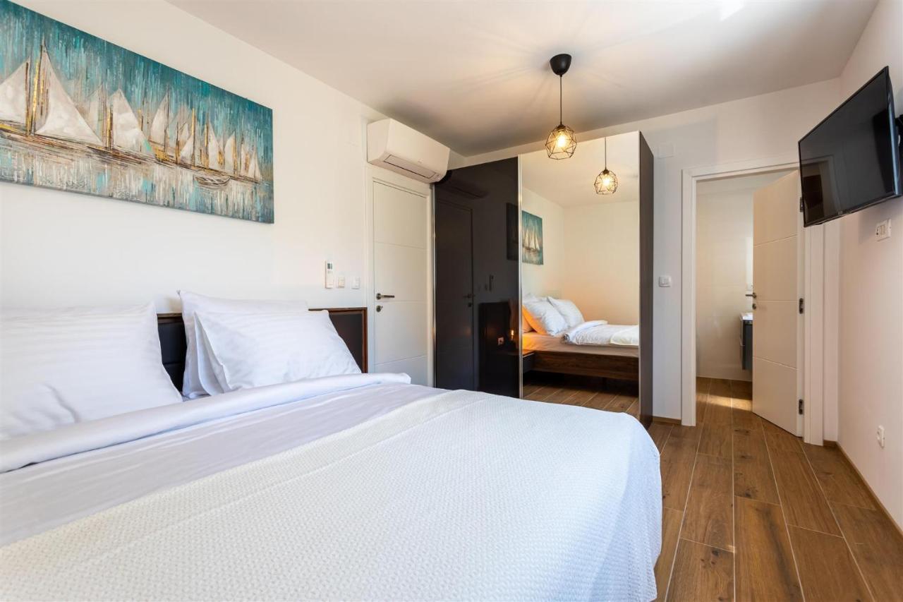 Villa Manhattan Dobrinj ภายนอก รูปภาพ