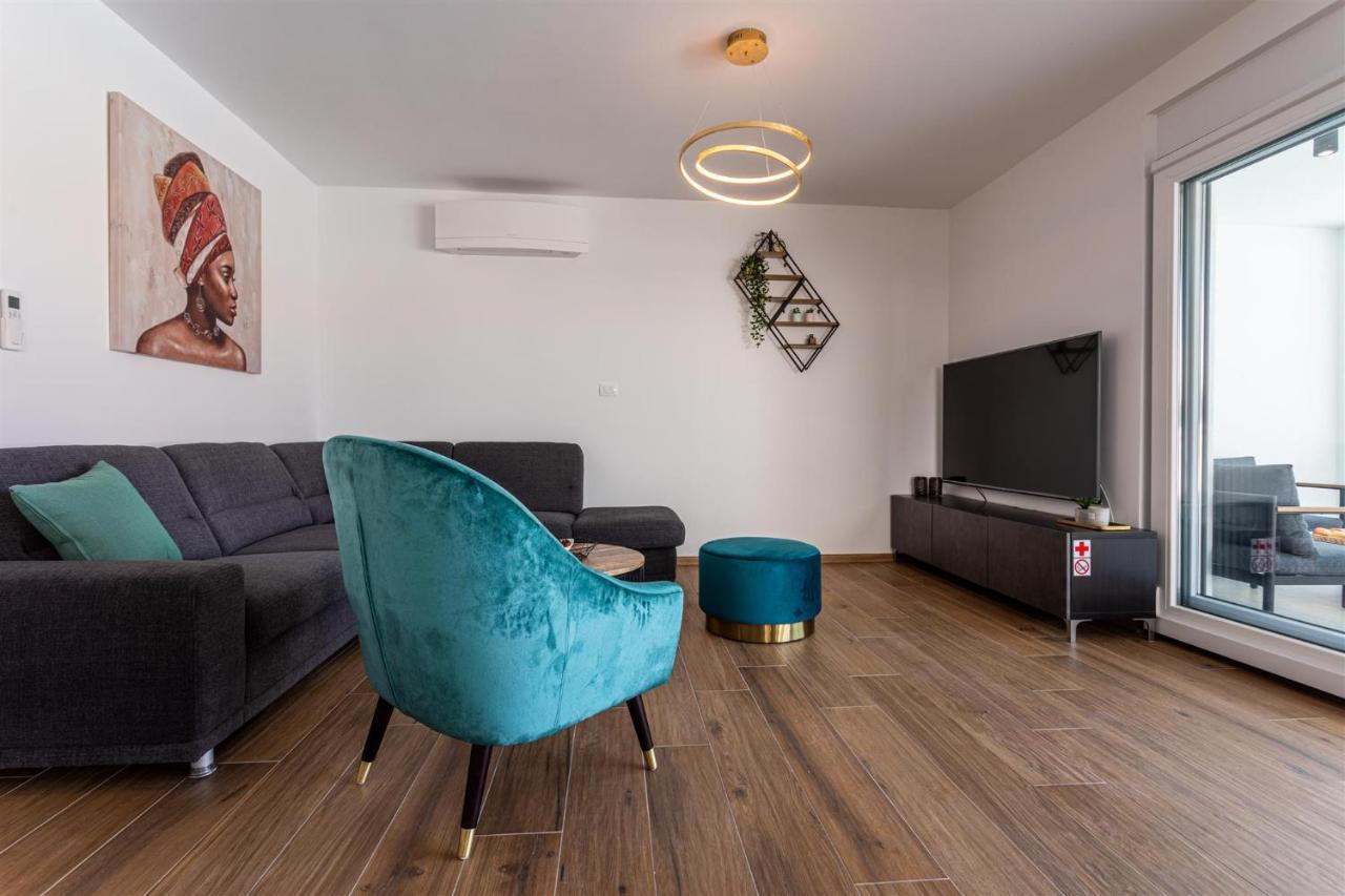 Villa Manhattan Dobrinj ภายนอก รูปภาพ