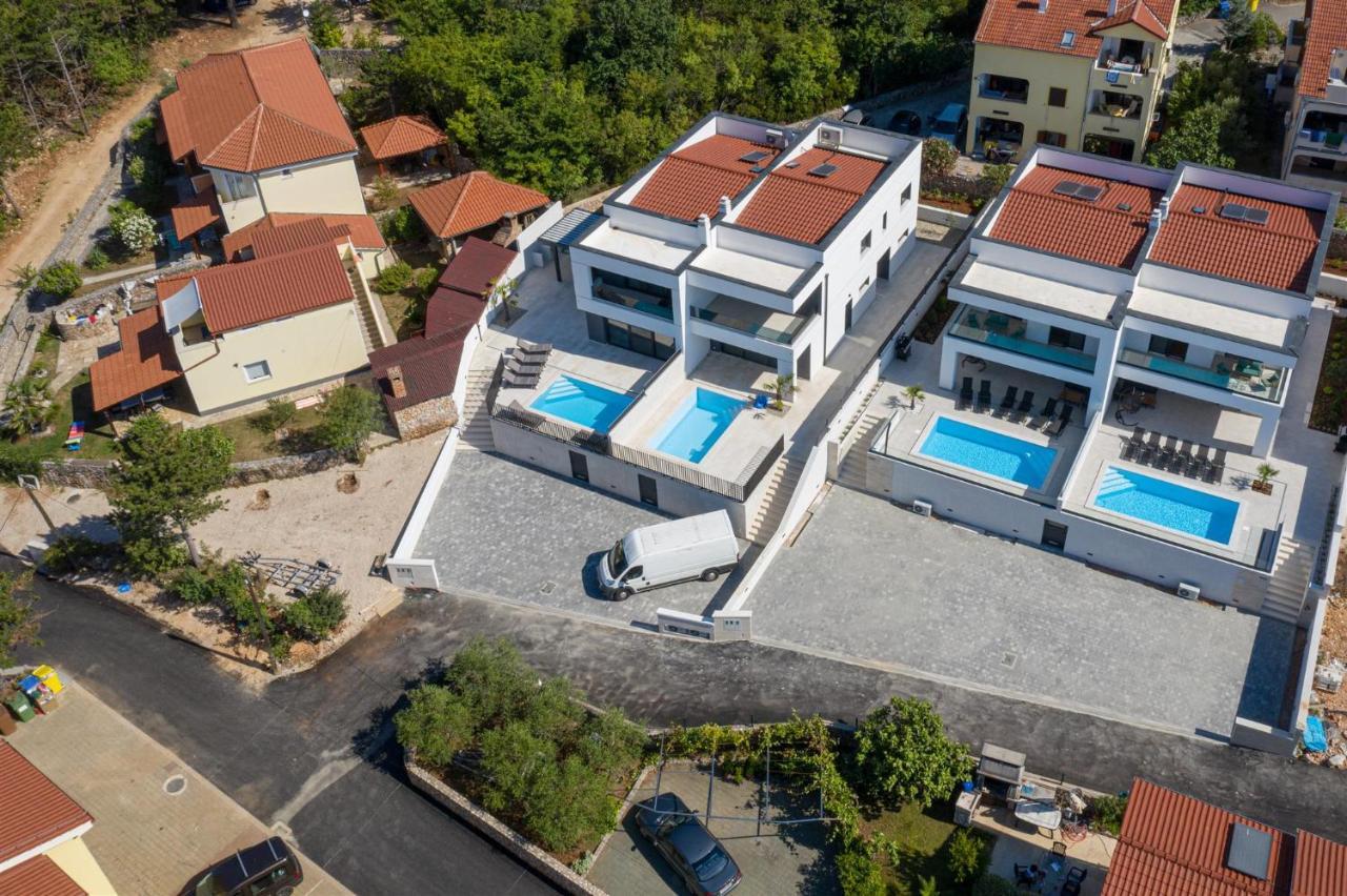 Villa Manhattan Dobrinj ภายนอก รูปภาพ